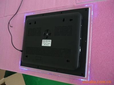 15寸多功能数码相框 广告、礼品与娱乐的智能之选